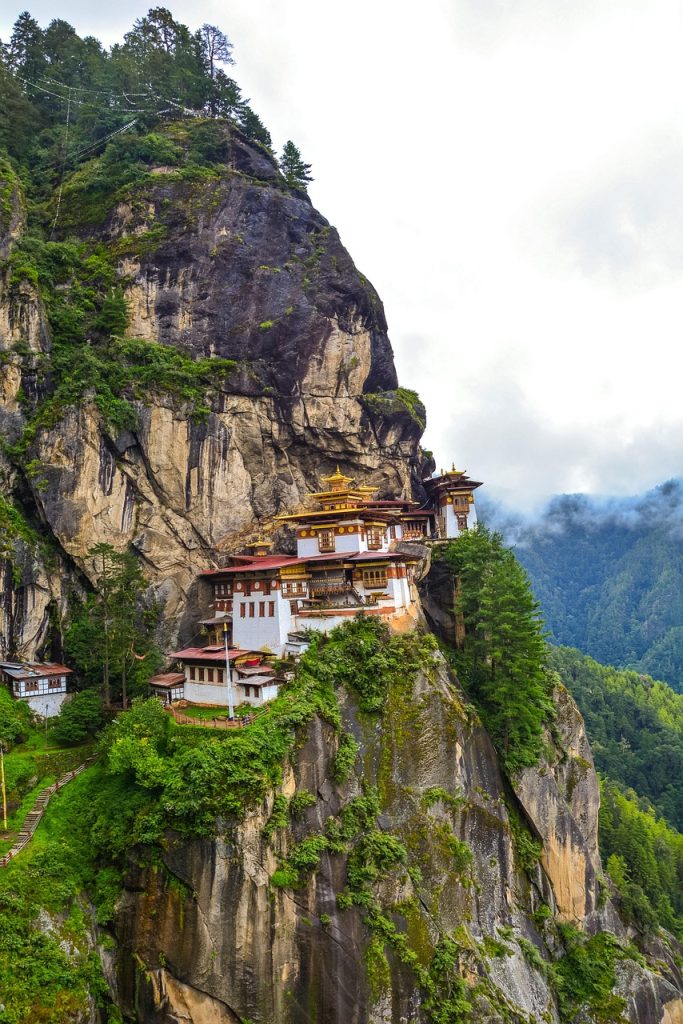 tiger's nest, paro, bhutan, buddhism, monastery, landscape, mountain, nature, taktshang, architecture, tourism